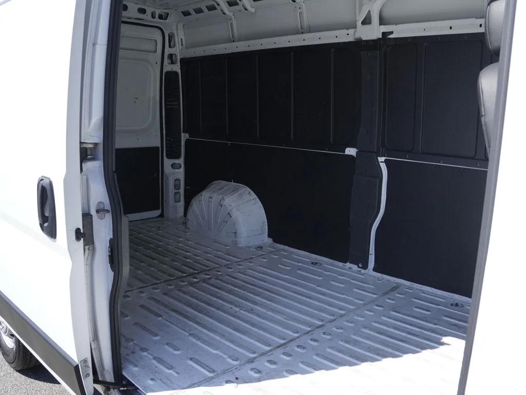 Used 2025 White Ram High Roof image 31