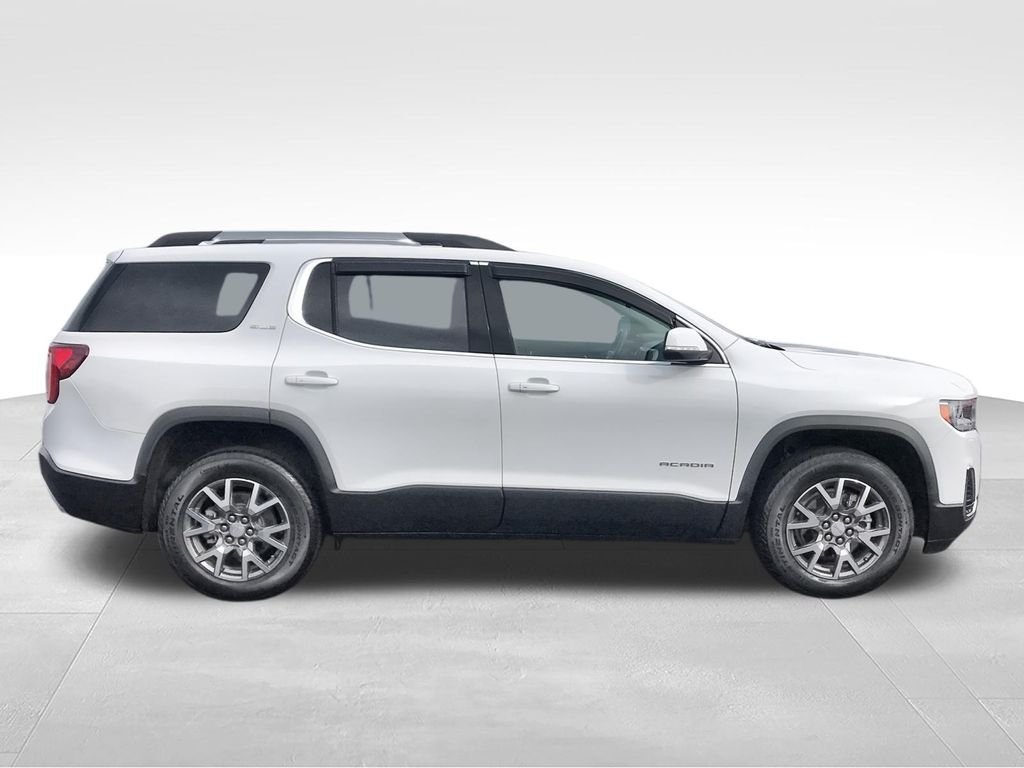 Used 2023 White GMC SLE image 9