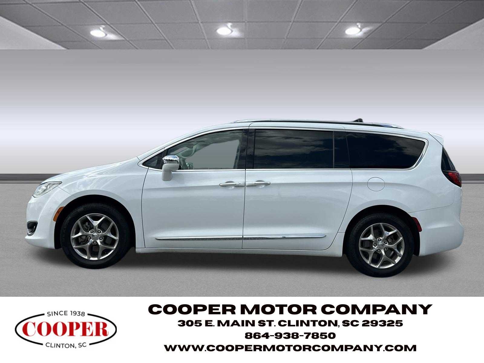 Used 2017 Chrysler Pacifica Limited with VIN 2C4RC1GG8HR560602 for sale in Clinton, SC