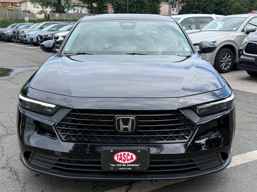Used 2023 Crystal Black Pearl Honda EX image 3