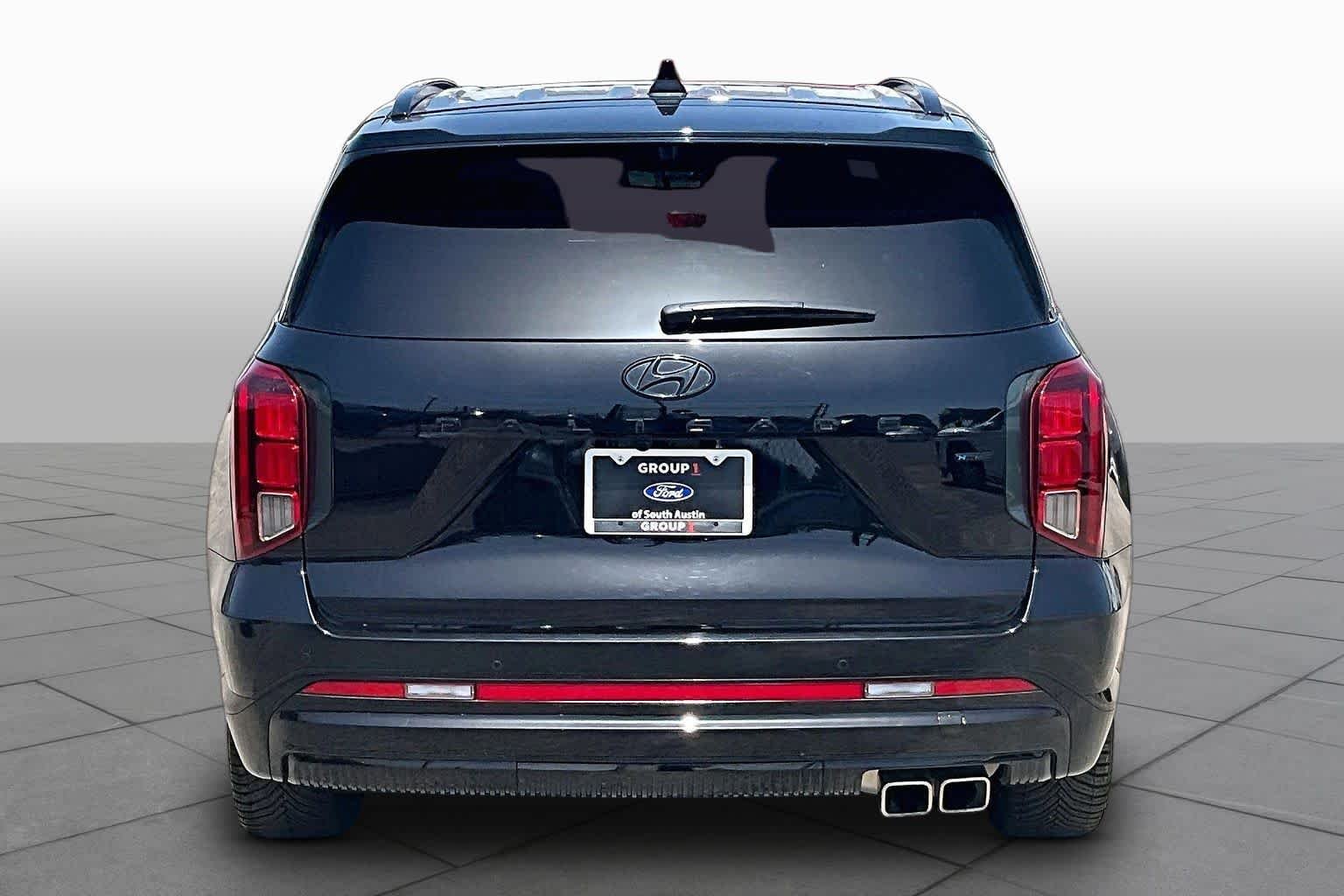 Certified Used 2025 Abyss Black Pearl Hyundai Calligraphy Night Edition image 5