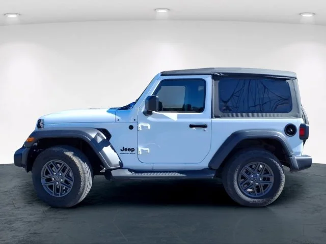Used 2026 White Jeep Sport image 11