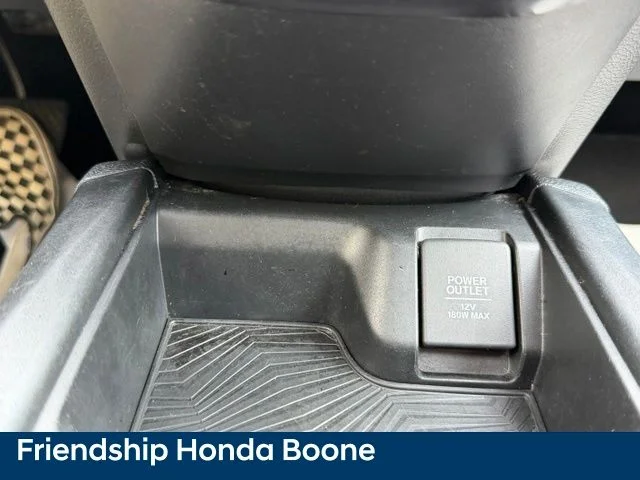 Used 2019 White Honda EX image 31