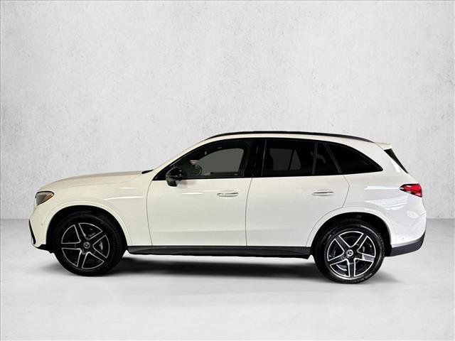 New 2026 Polar White Mercedes-Benz GLC 300 image 38