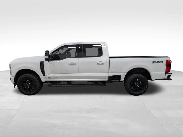 New 2026 Star White Metallic Tri-Coat Ford F-250® Lariat® image 41