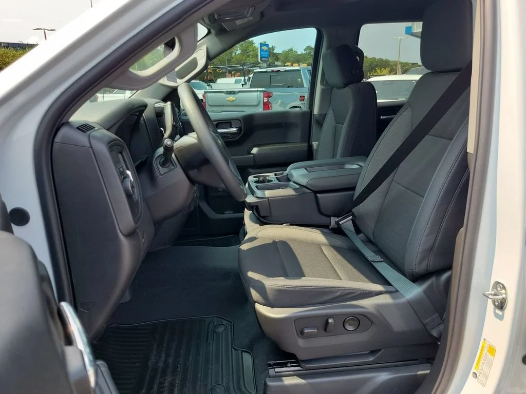 2026 Chevrolet Silverado 1500 Custom - Photo 18