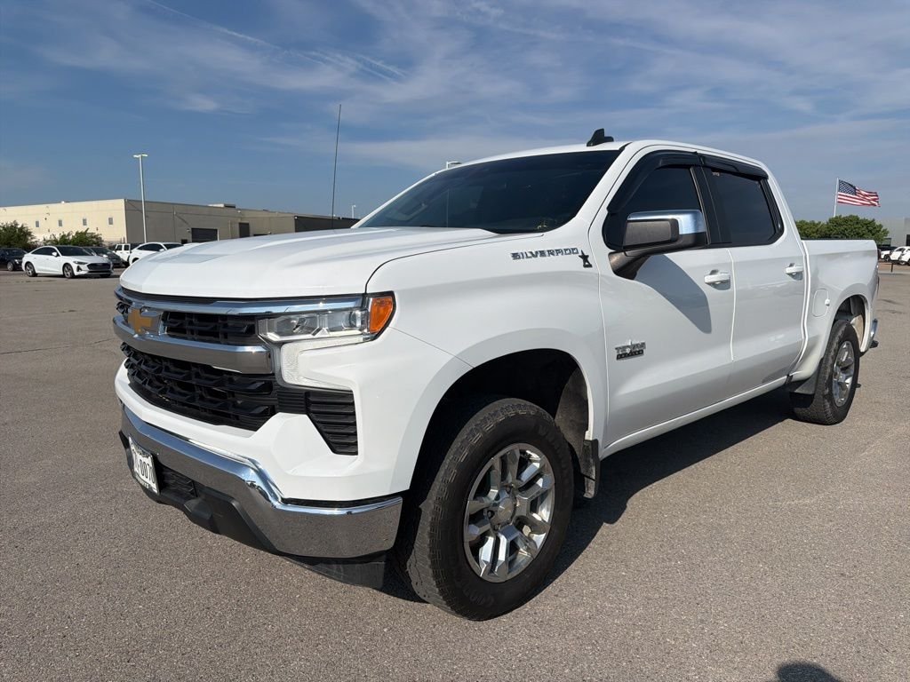 2023 Chevrolet Silverado 1500 LT Crew Cab Short Box's photo