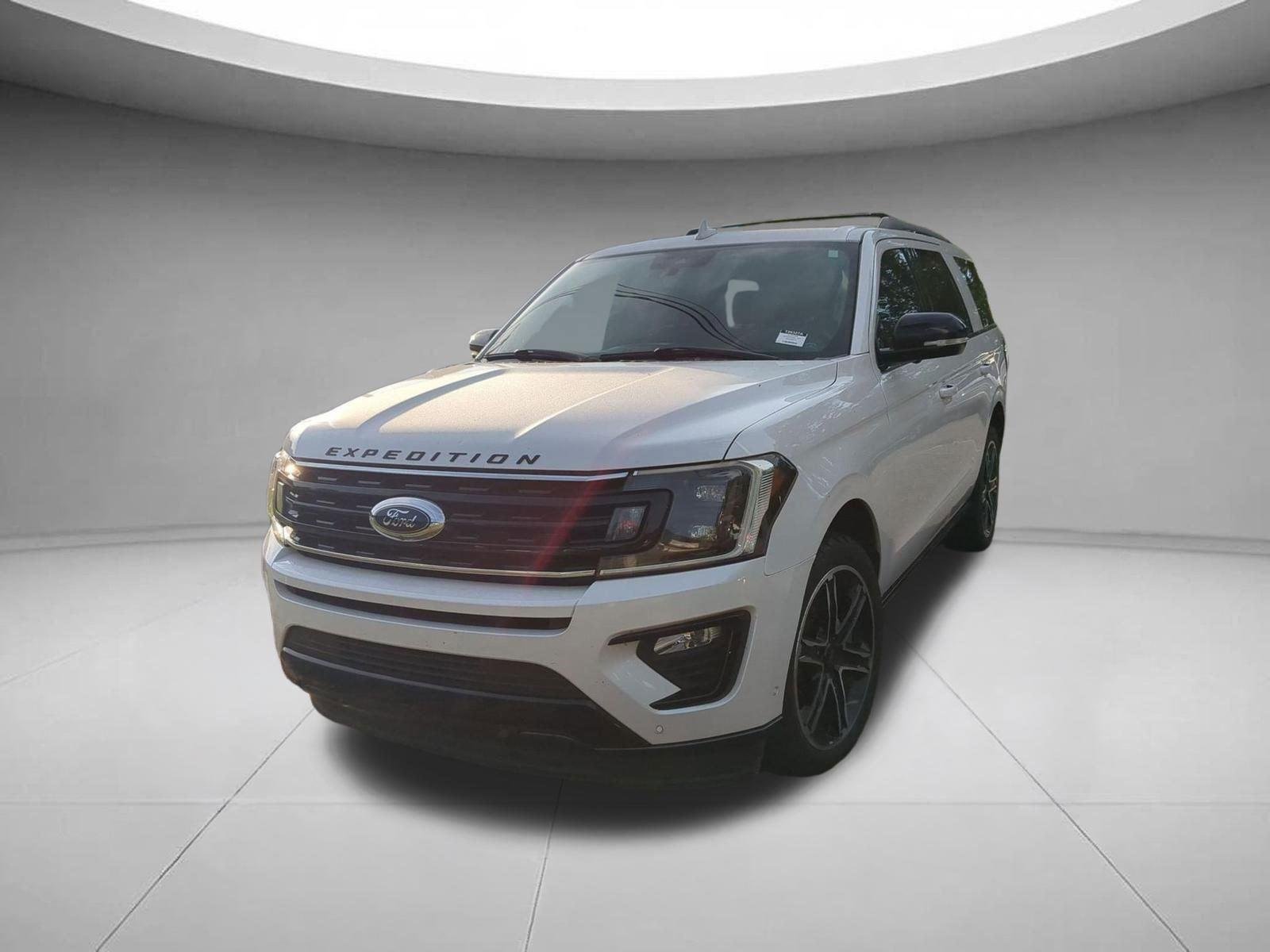 2019 Ford Expedition Limited's photo