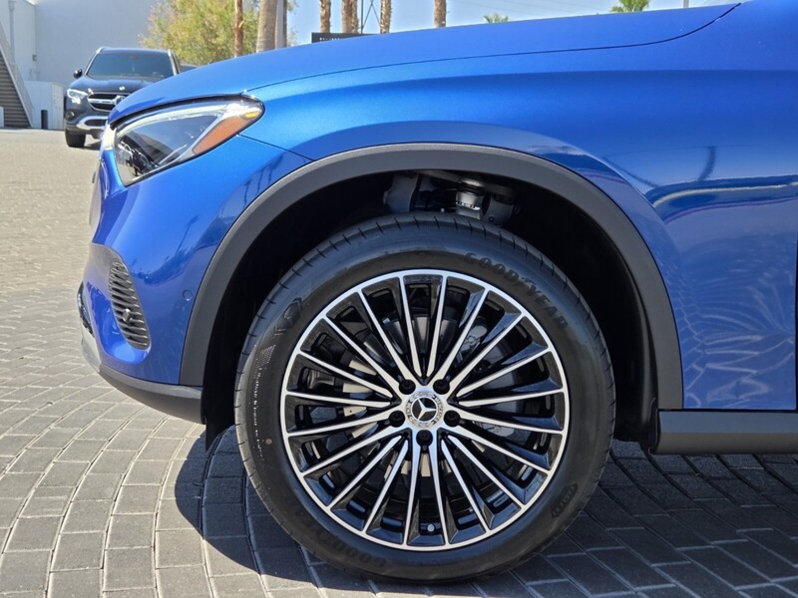 New 2026 Starling Blue Metallic Mercedes-Benz GLC 300 SUV image 10