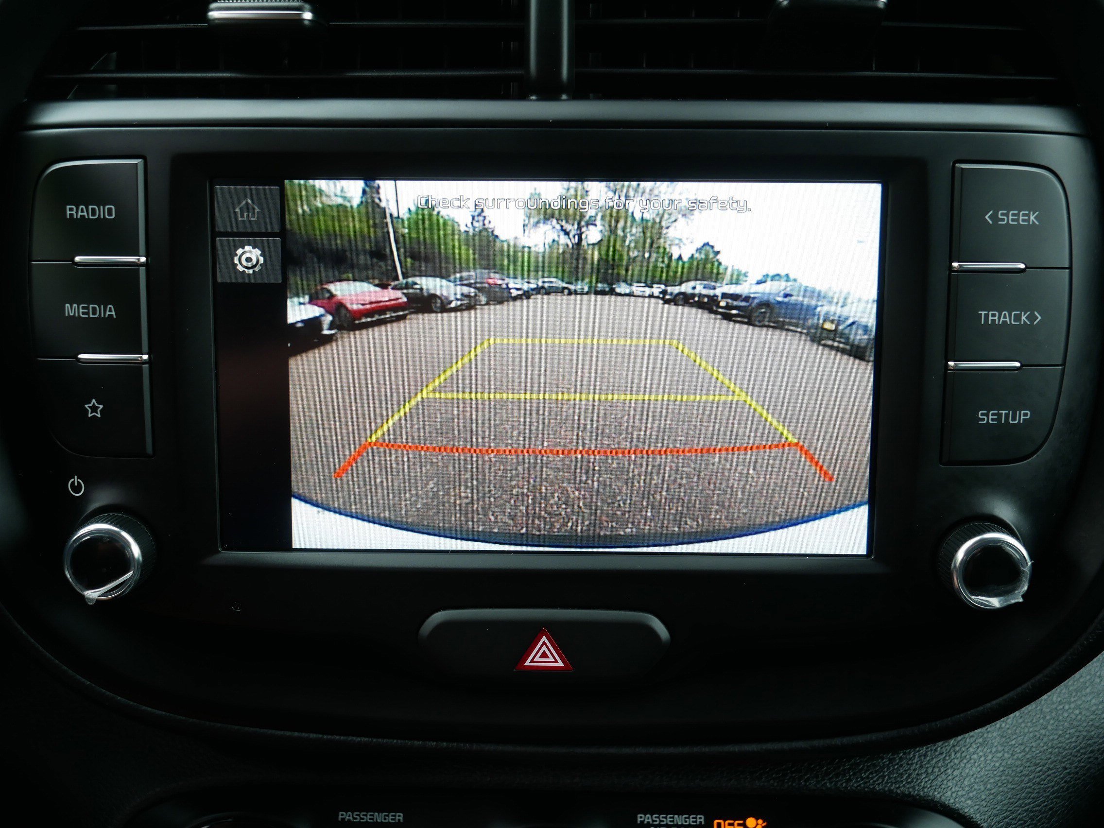 Used 2025  Kia LX image 27