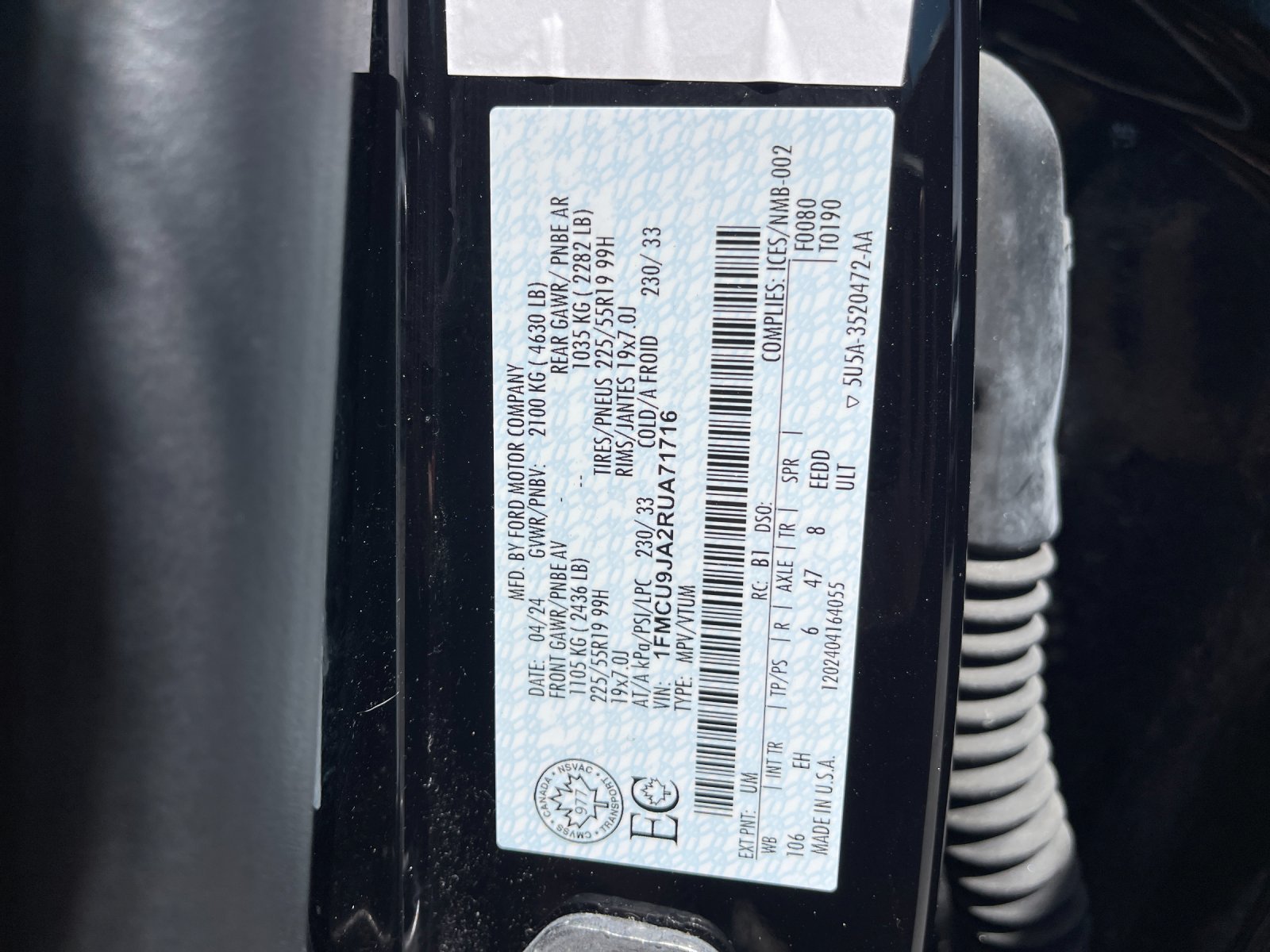 Used 2024  Ford Platinum image 33