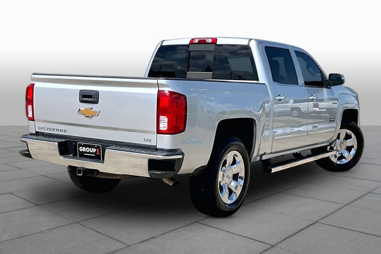 Used 2018 Silver Ice Metallic Chevrolet LTZ image 13