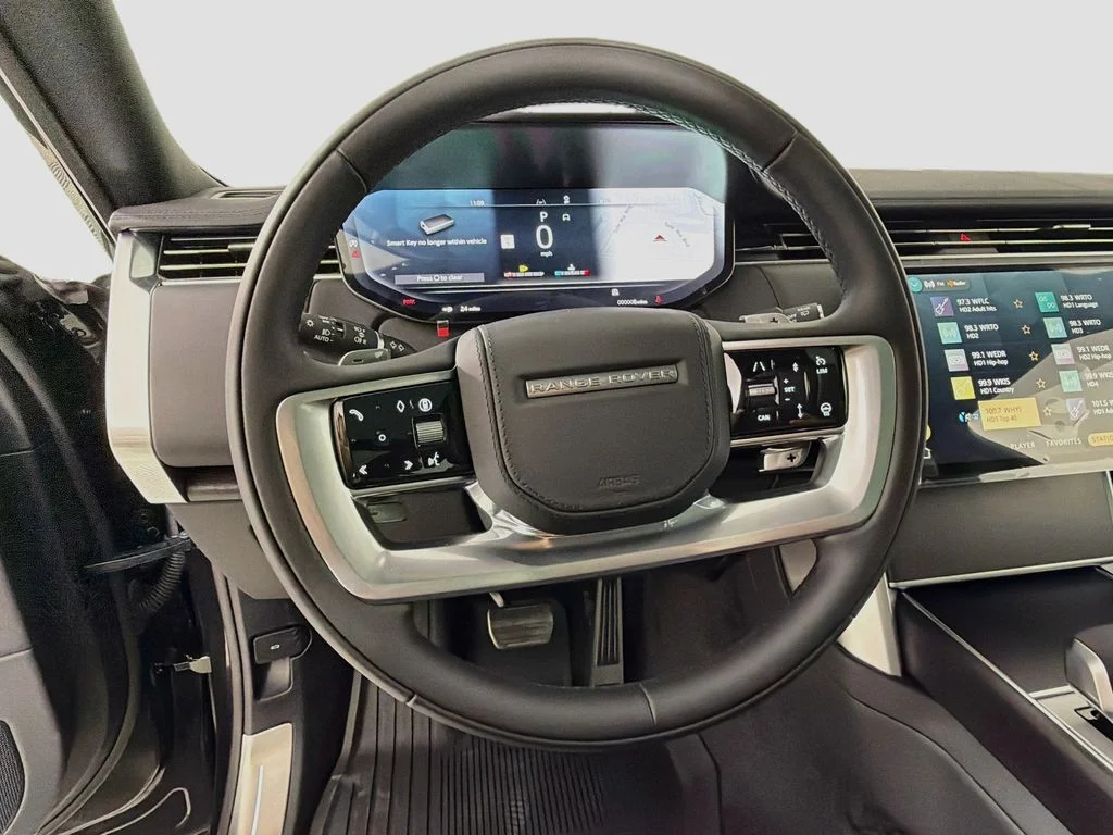 New 2026 Santorini Black Land Rover SE 7 Seats image 11