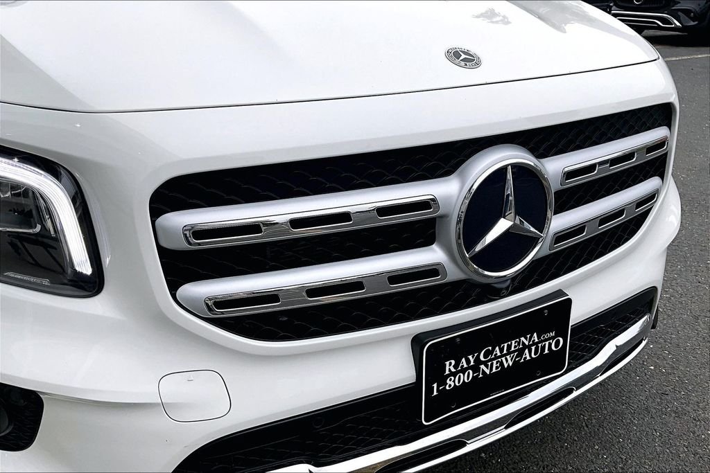 Certified Used 2023 White Mercedes-Benz GLB 250 image 30