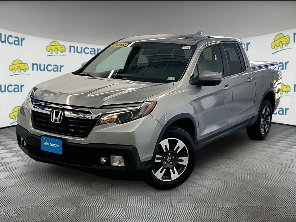 Used 2019 Silver Honda RTL image 3