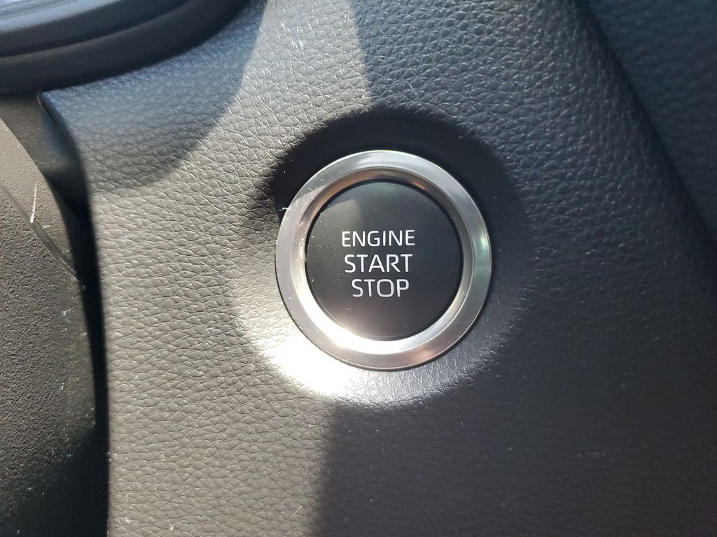 2025 Toyota Corolla SE - Photo 27