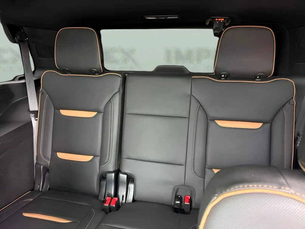 Used 2023 White GMC AT4 image 14