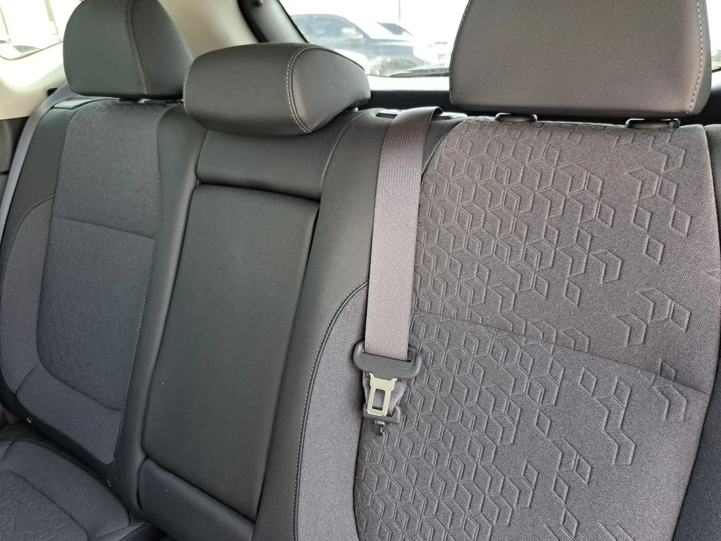 Used 2024 Blue Kia S image 18