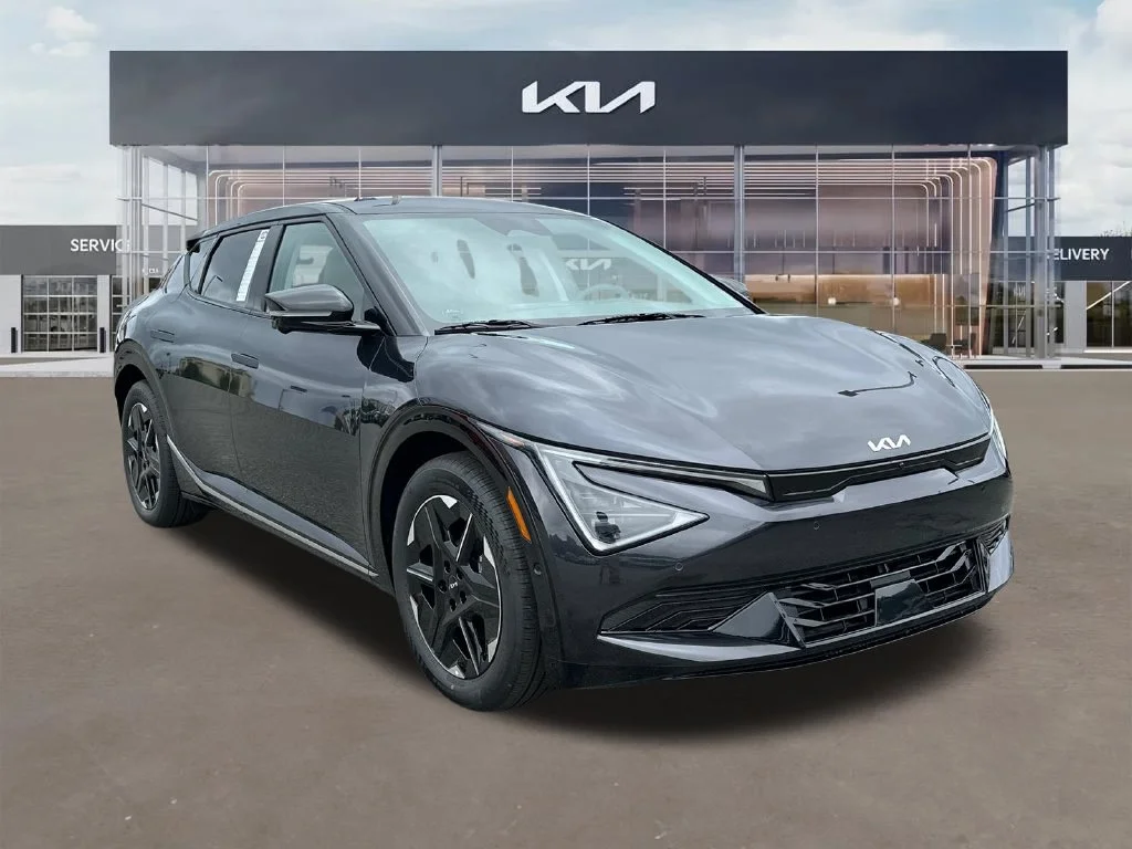2026 Kia EV6 Wind