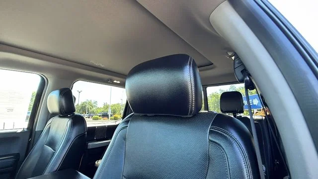 Used 2018  Ford  image 23