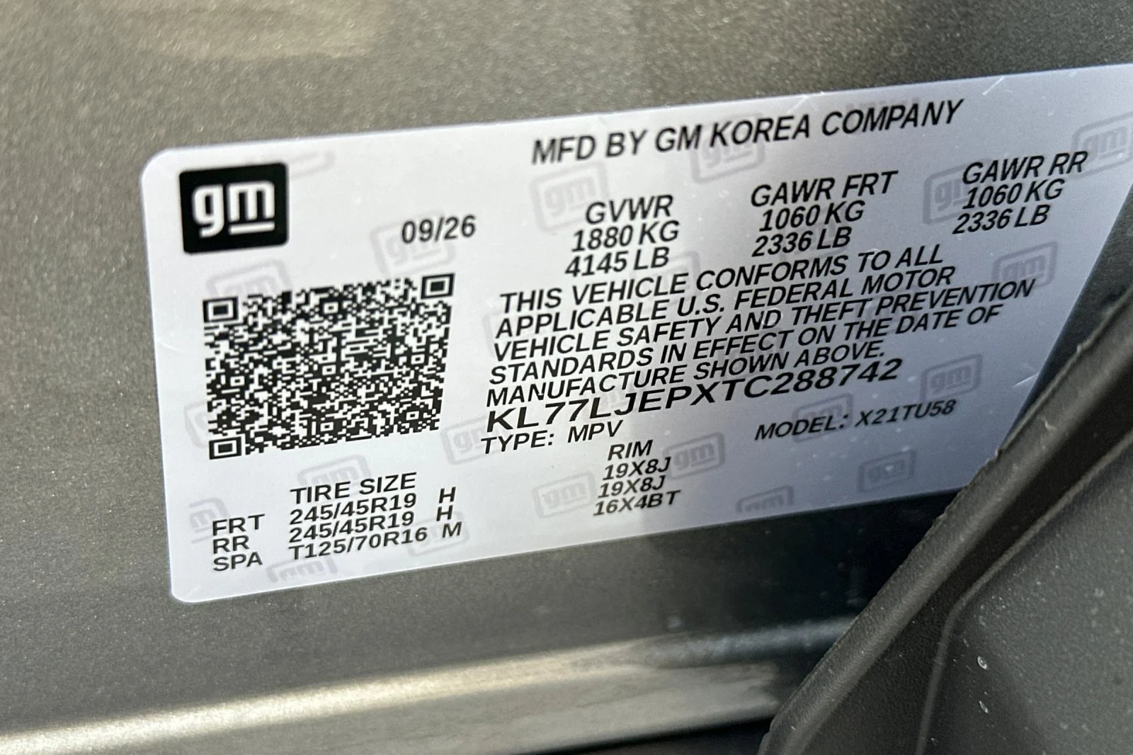 New 2026 Sterling Gray Metallic Chevrolet 2RS image 28