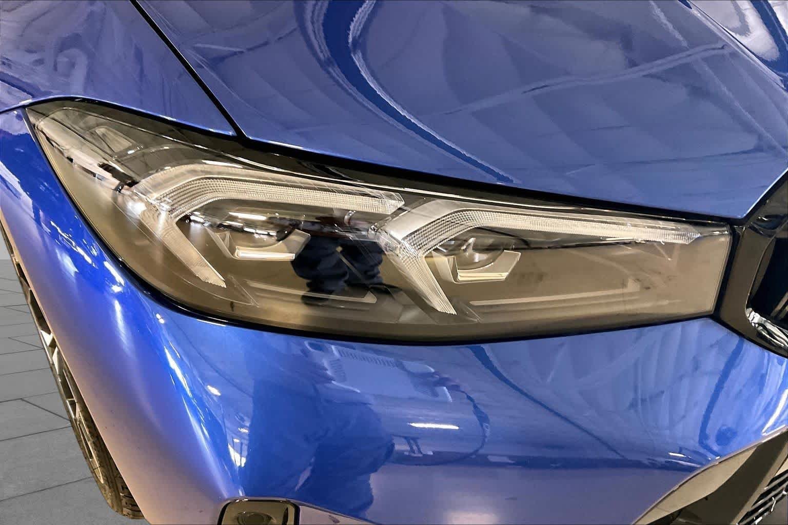 New 2026 Portimao Blue Metallic BMW 330i image 13