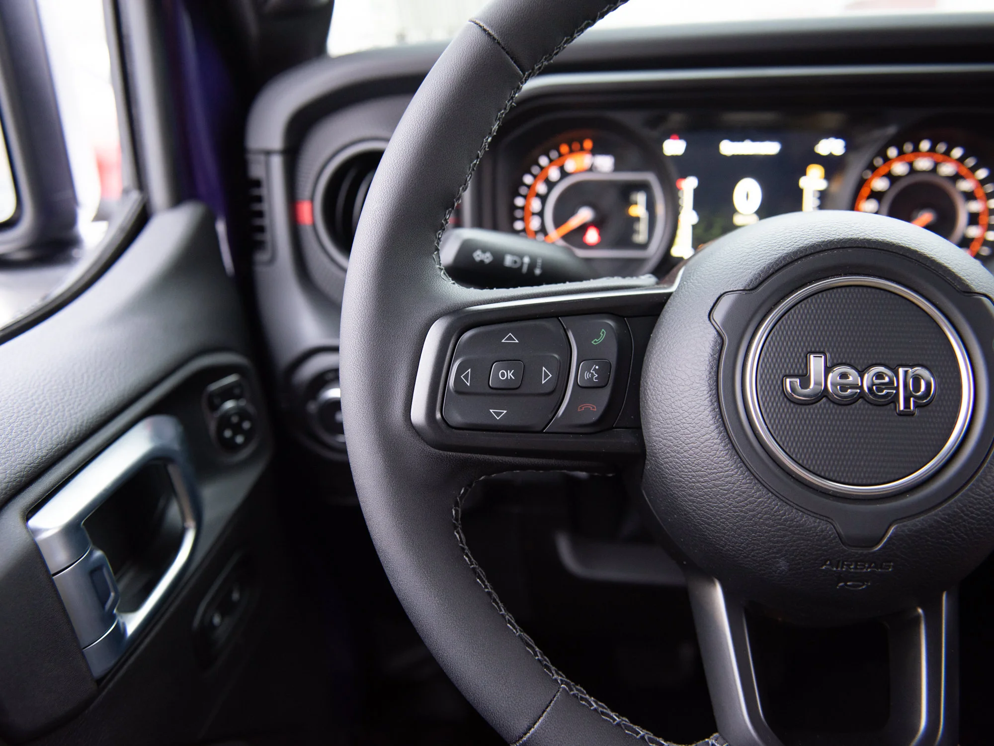 New 2026 reign Jeep Rubicon* 4 Door 4x4, Nappa Leather, Steel Bumpers, Safety Group image 11
