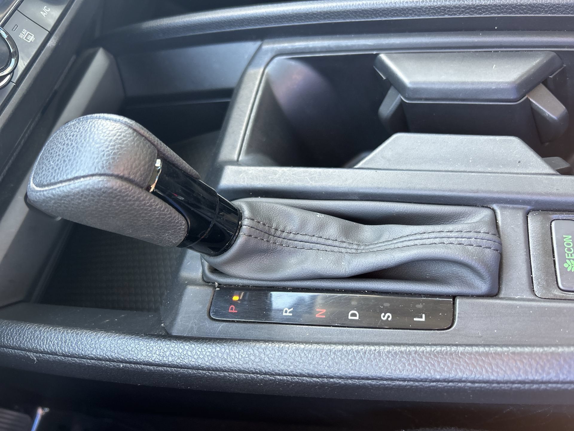 2025 Honda Accord LX - Photo 46