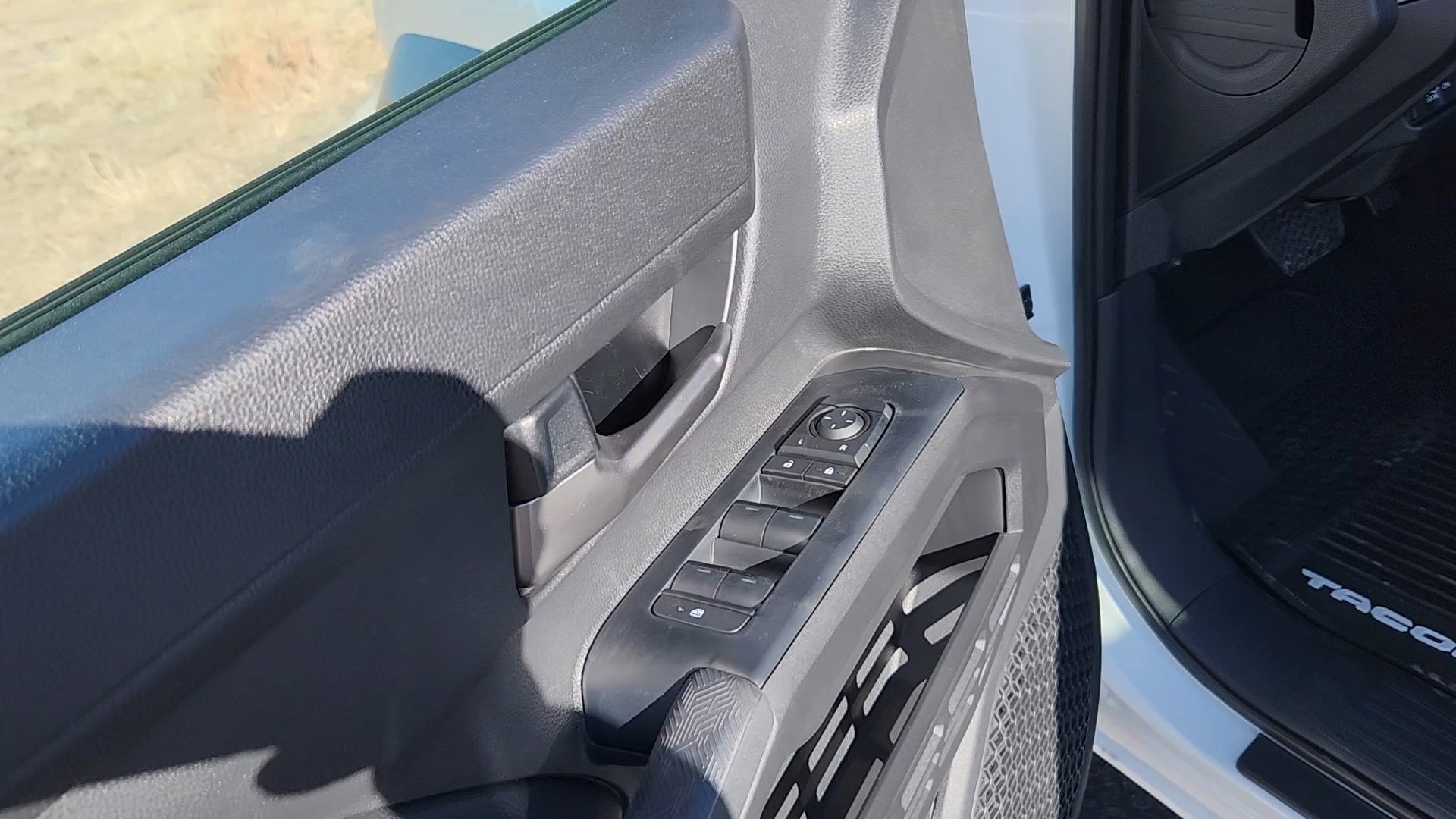 2026 Toyota Tacoma TRD Off Road - Photo 7