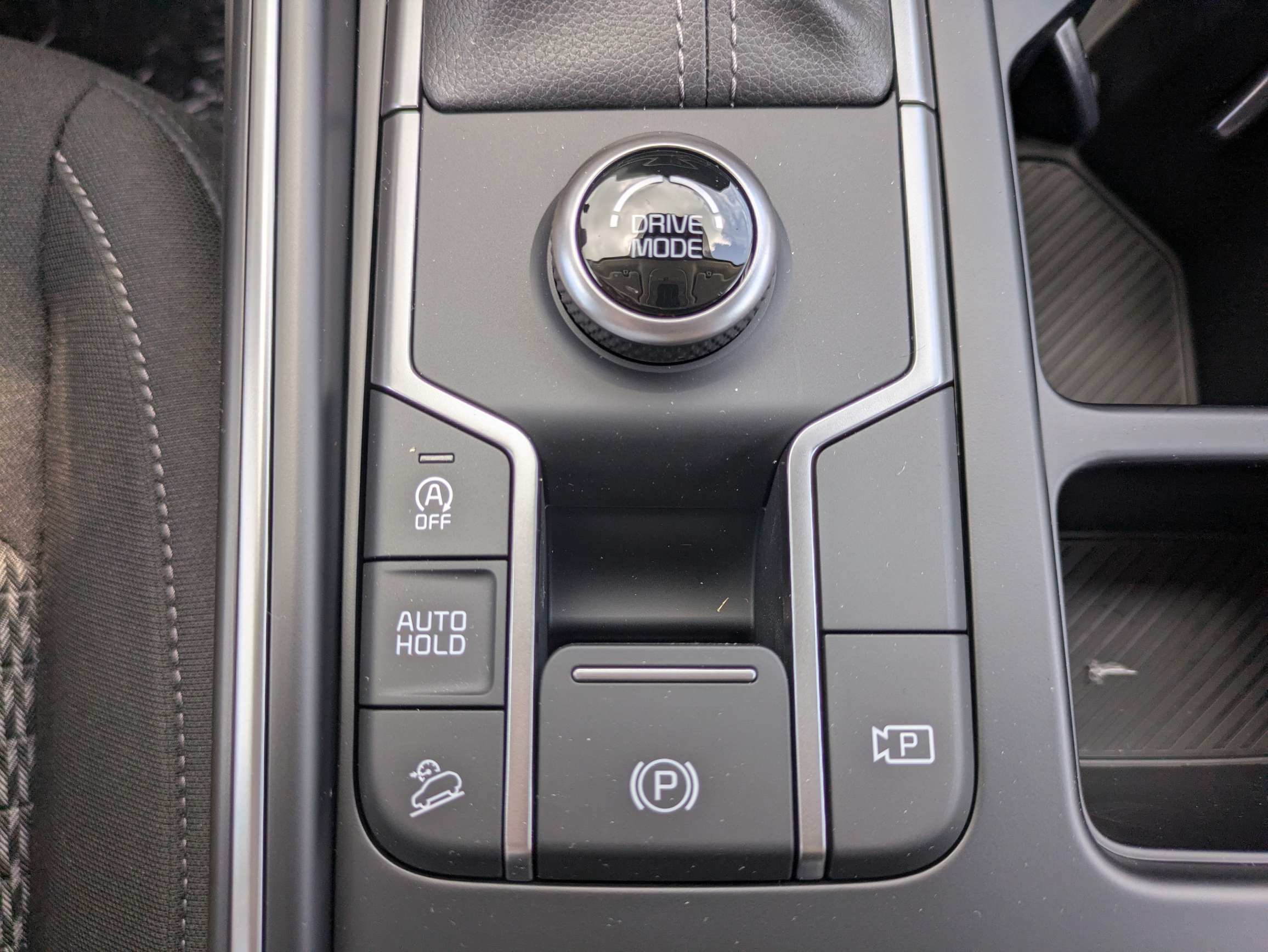 New 2026 Ivory Silver Kia LX image 26