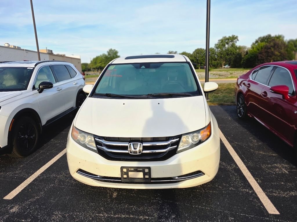 Used 2015 White Honda EX-L image 1