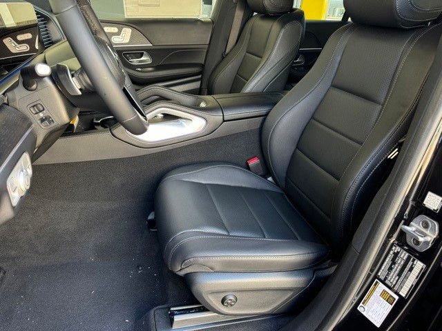 Certified Used 2025 Black Mercedes-Benz GLS 450 image 14