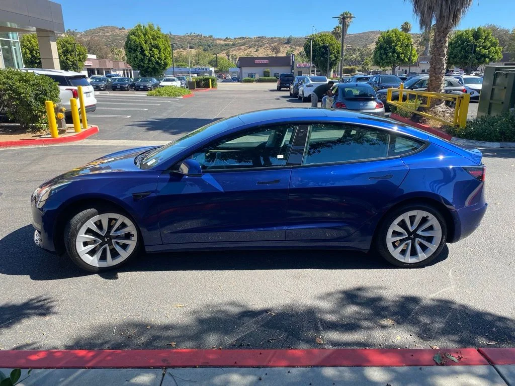 Used 2022 Blue Tesla Long Range image 4