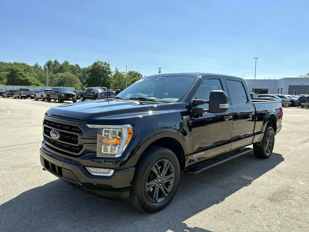 Used 2023 Black Ford XLT image 7