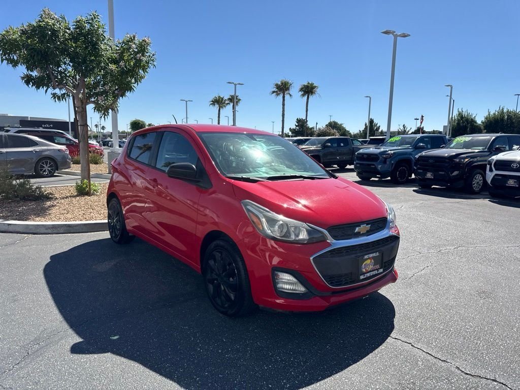Used 2019 Red Chevrolet LS image 4