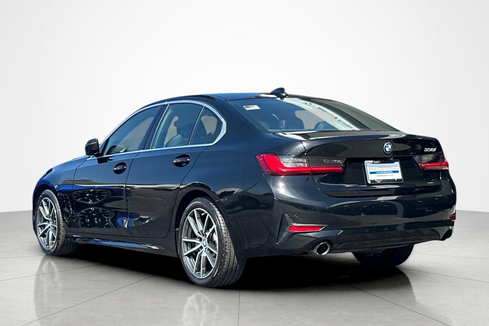 Used 2021 Jet Black BMW 330i image 3