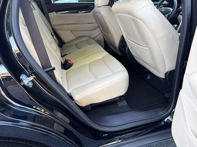 Used 2017 STELLAR BLACK METALLIC Cadillac FWD image 15