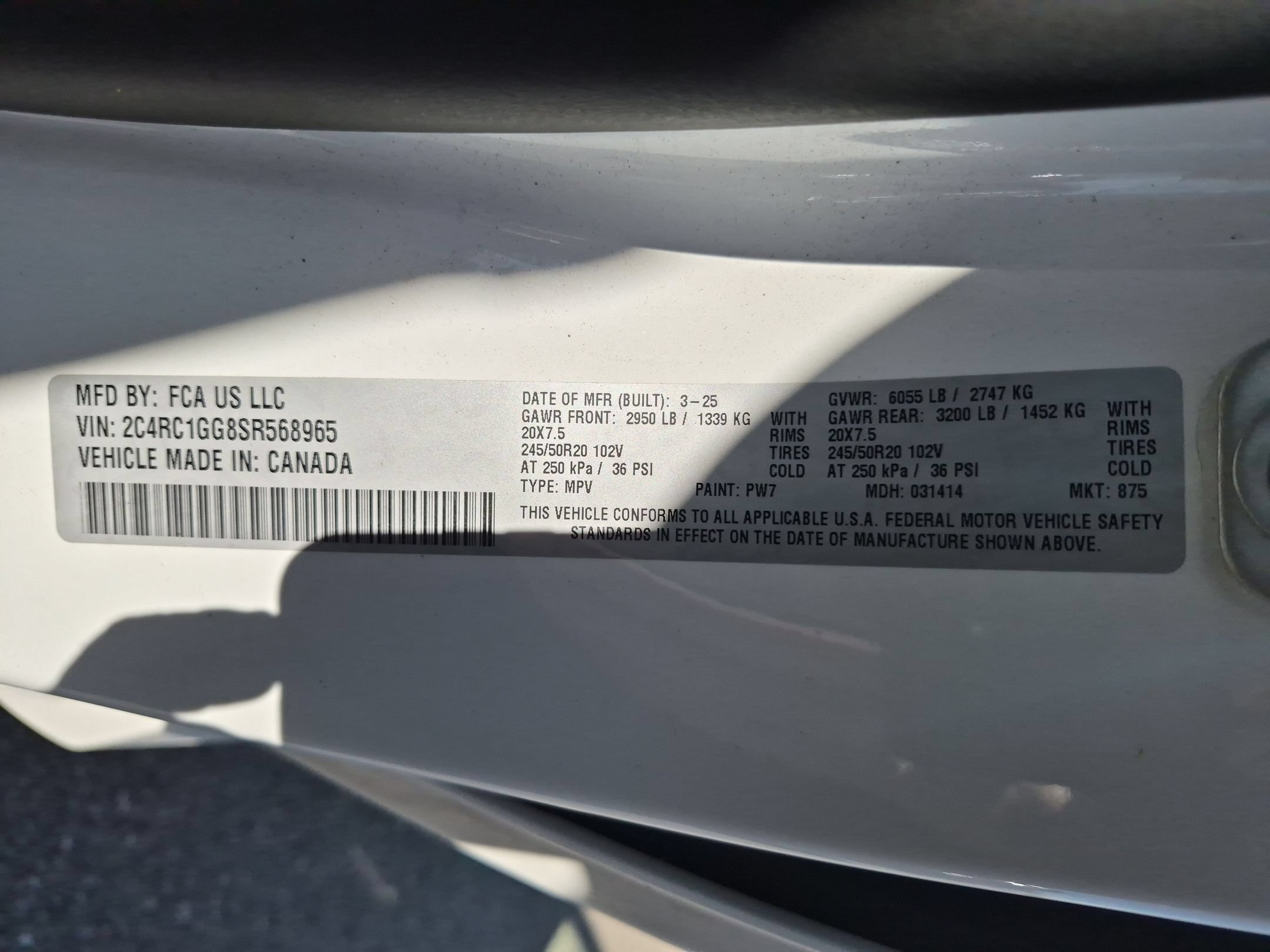 Used 2025 Bright White Clearcoat Chrysler Limited image 16