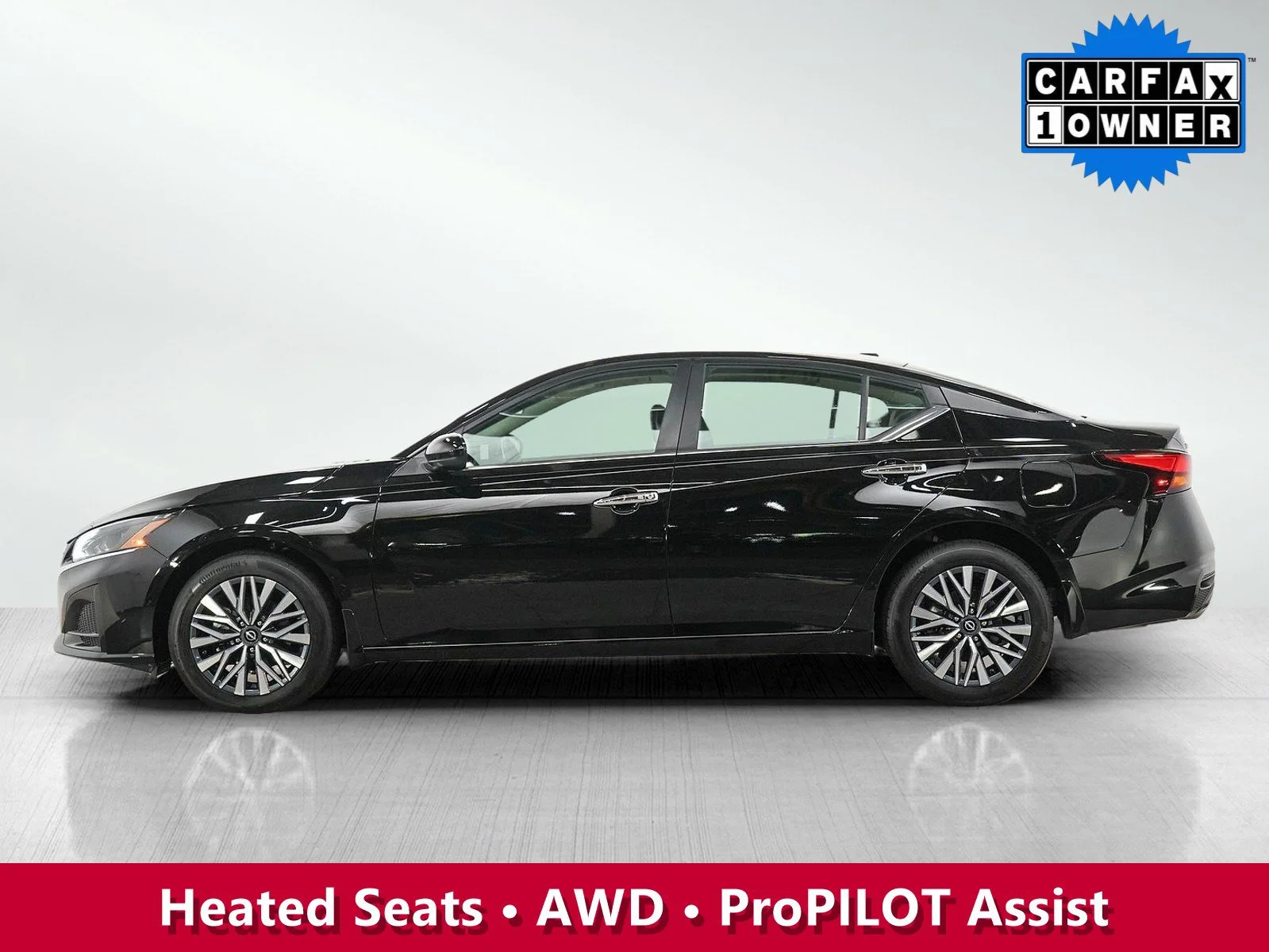 Used 2023 Nissan Altima SV with VIN 1N4BL4DW5PN424928 for sale in Burnsville, Minnesota