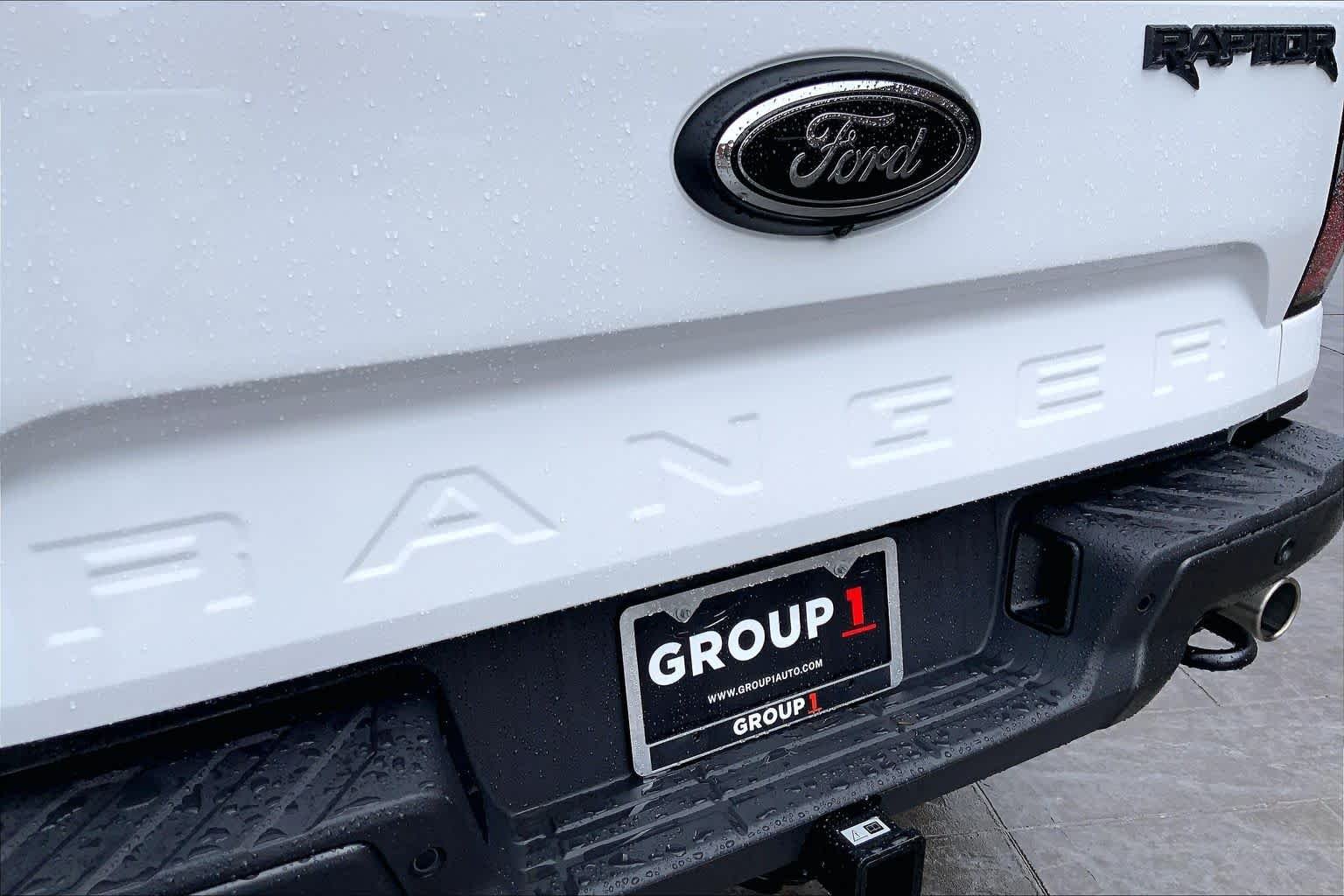 Used 2025 Oxford White Ford Raptor image 31
