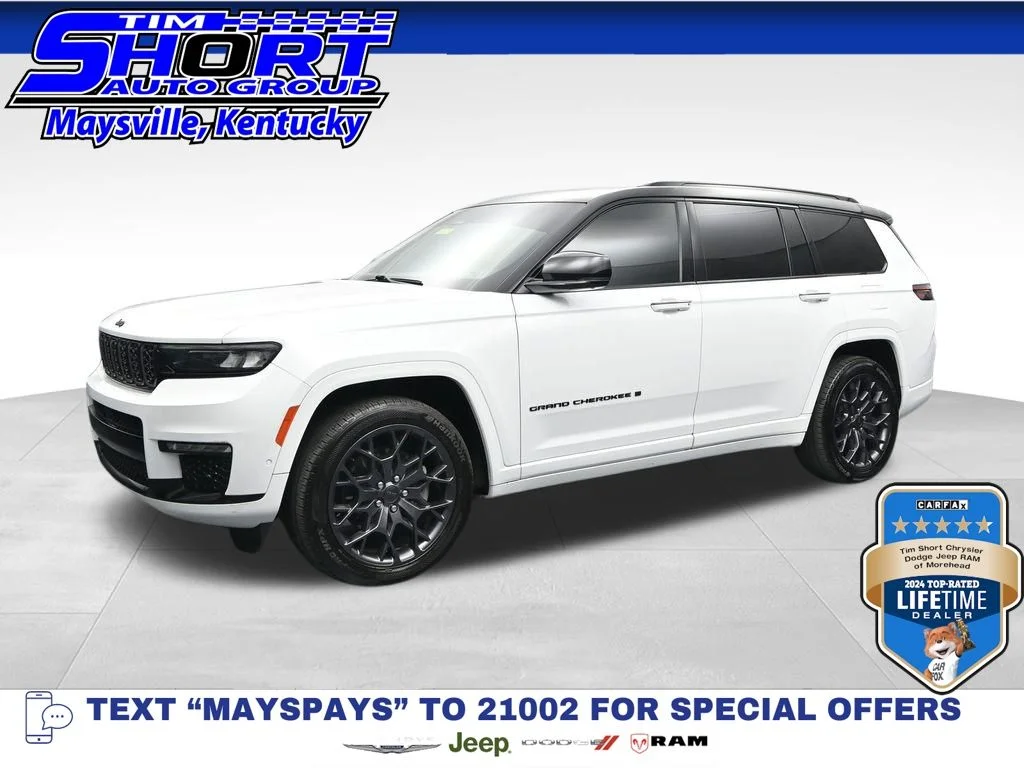 Used 2023 White Jeep Summit image 1