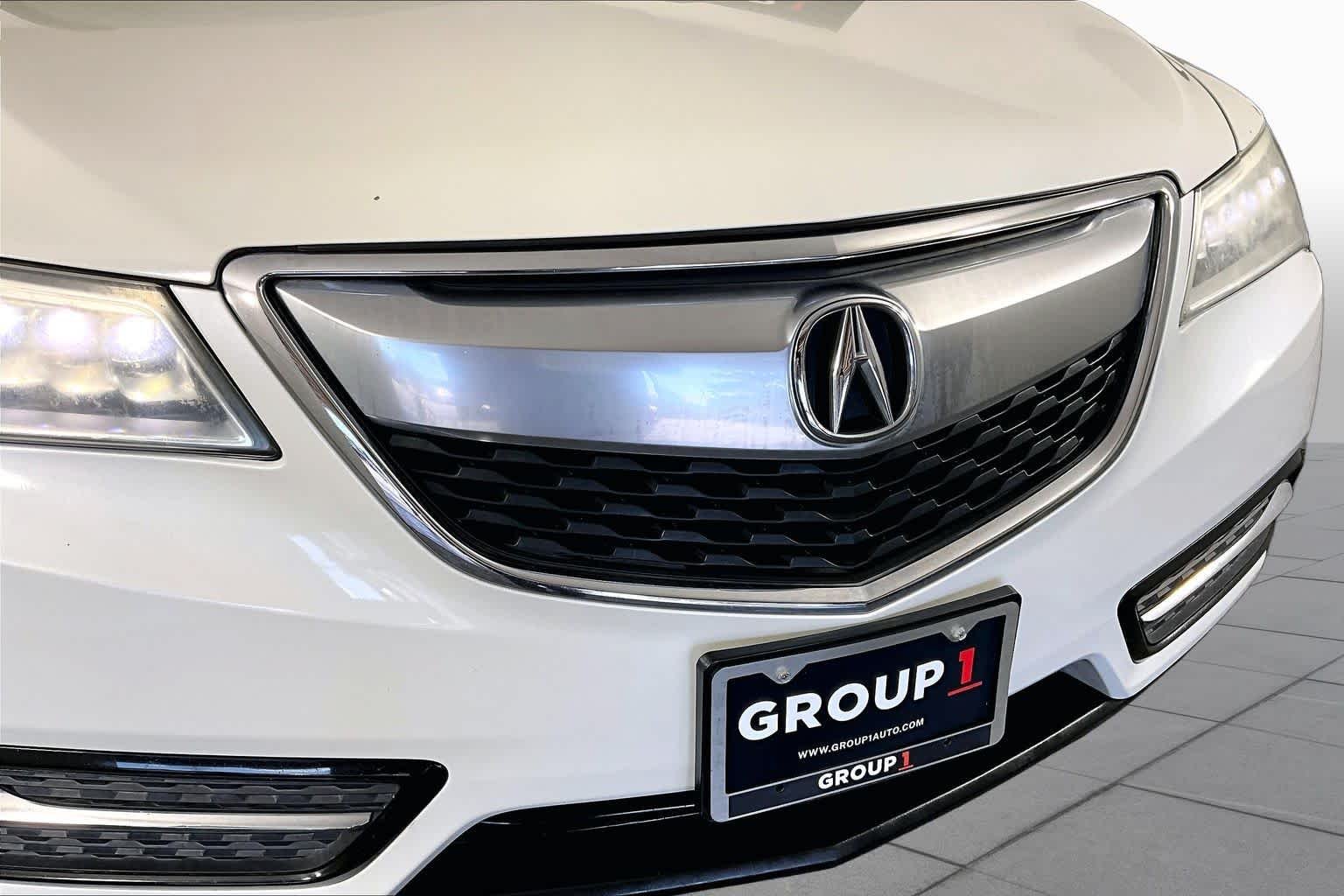 Used 2016 White Diamond Pearl Acura w/Tech image 29