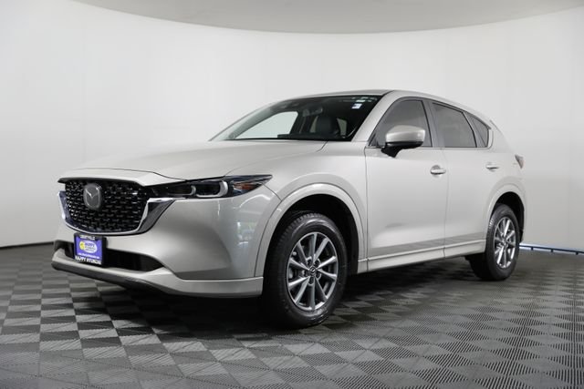 2024 Mazda CX-5 S Preferred package Auto AWD's photo