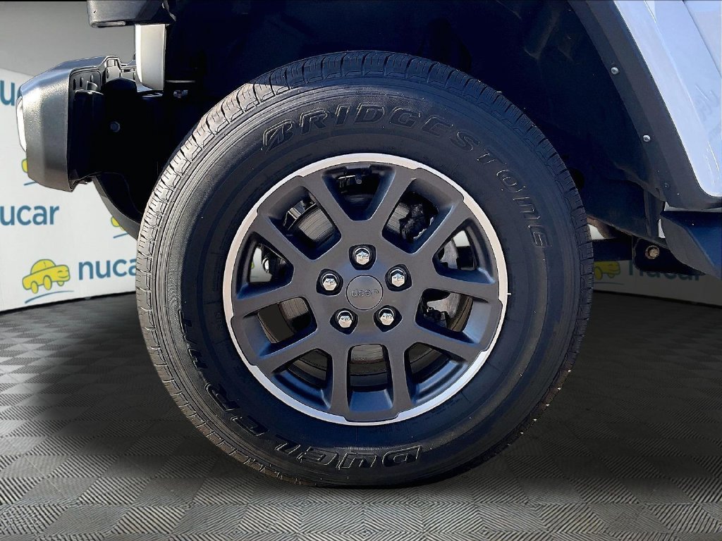 Used 2022 Bright White Clearcoat Jeep Overland image 7