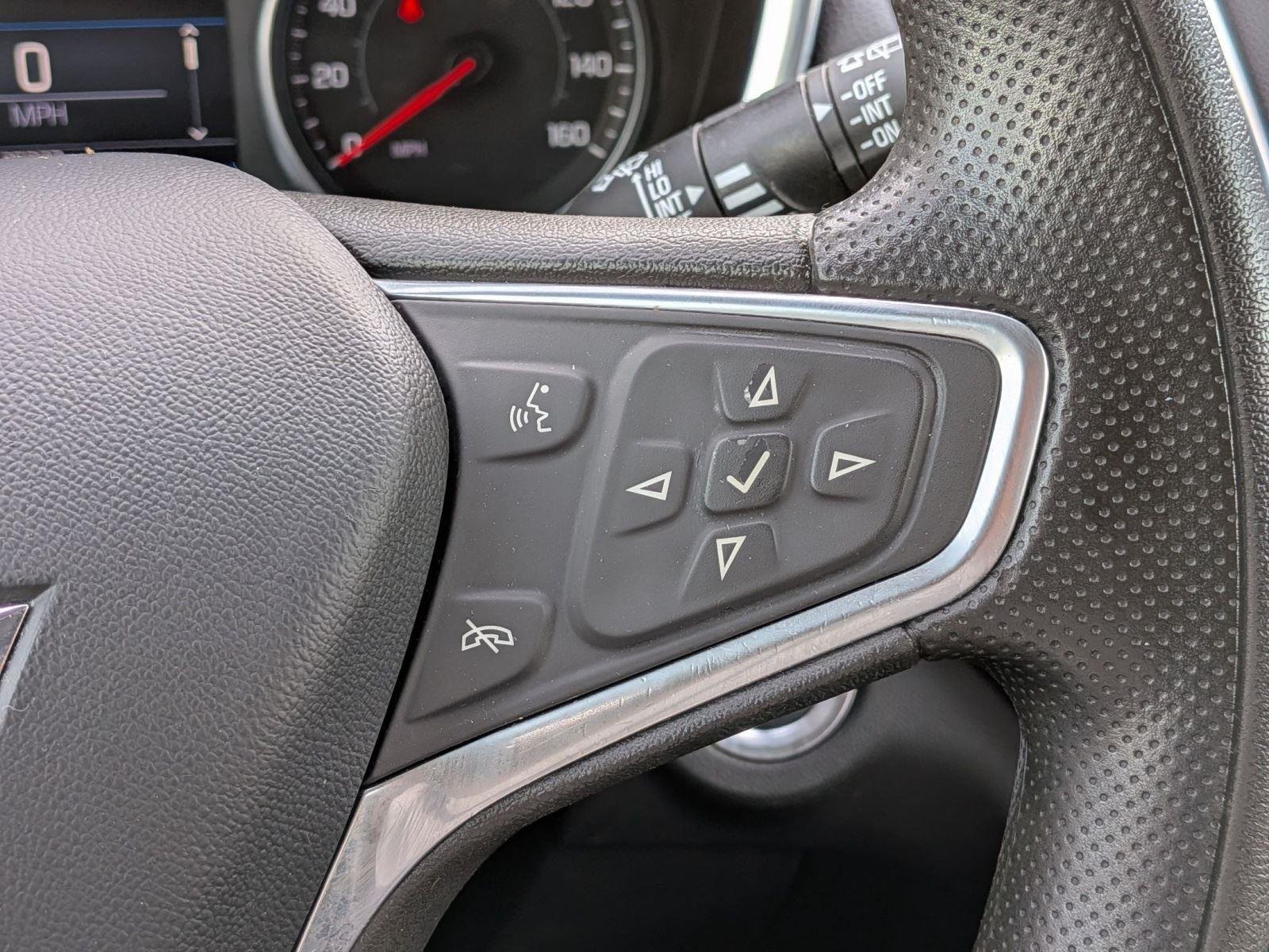 Used 2022 Summit White Chevrolet LT image 21