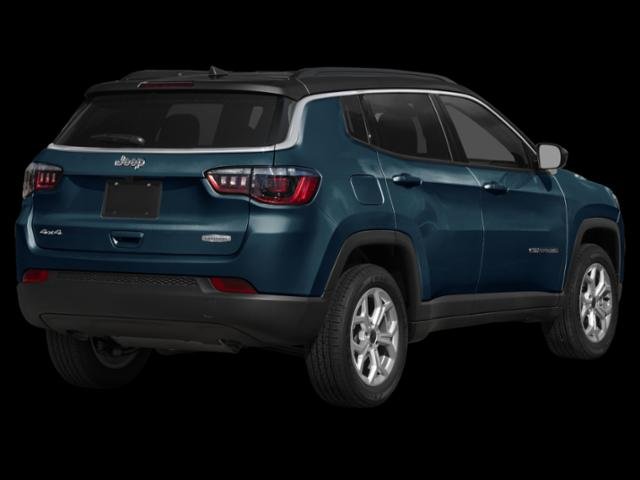 New 2026 Hydro Blue Pearl-Coat Exterior Paint Jeep Limited image 2