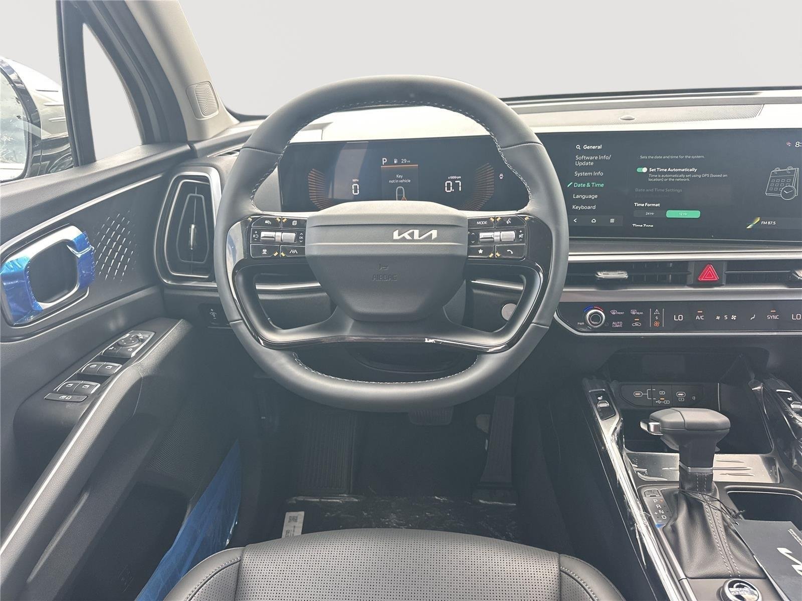 New 2026 Ivory Silver Kia S image 17
