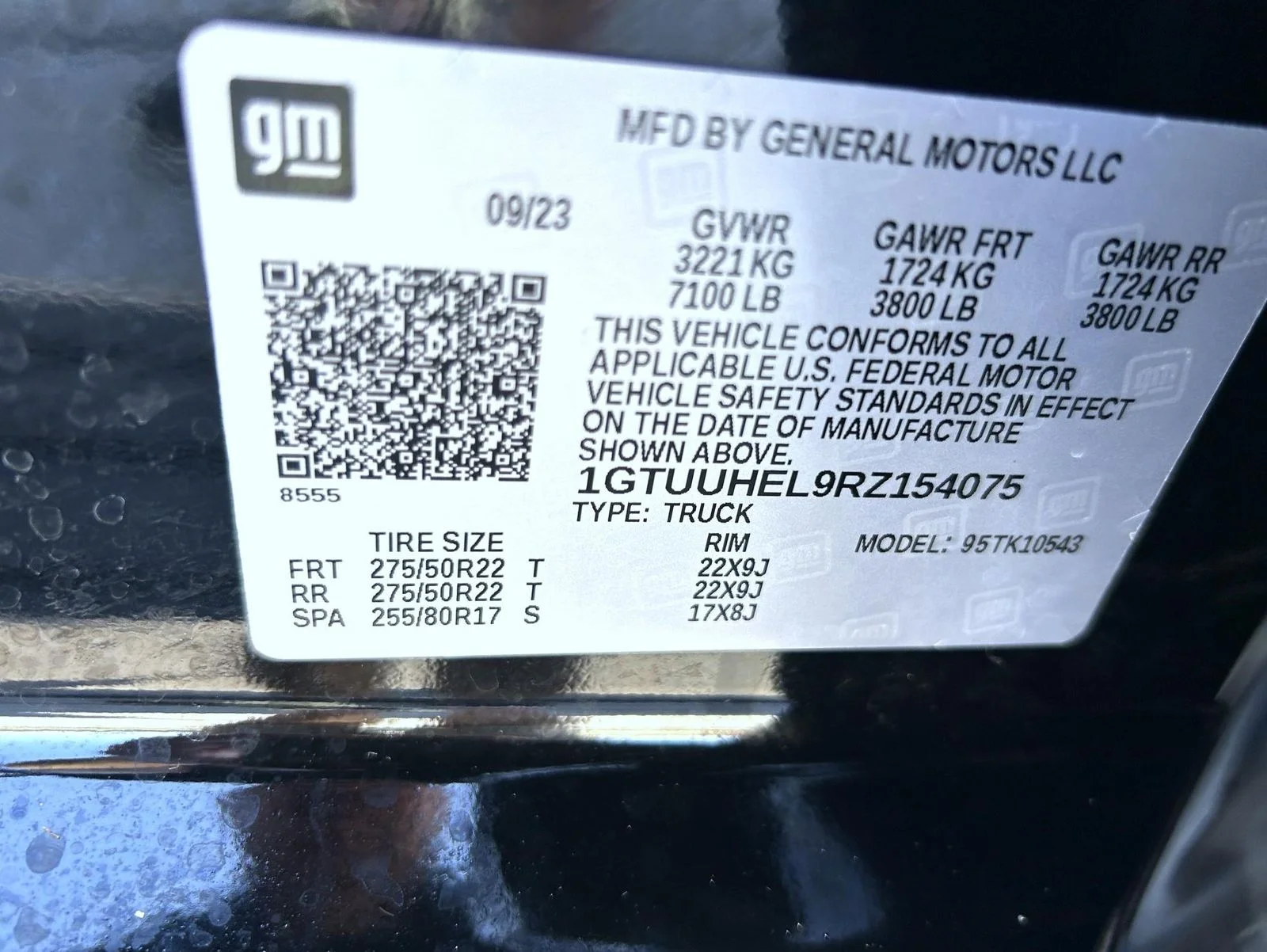 Used 2024 Black GMC Denali Ultimate image 25