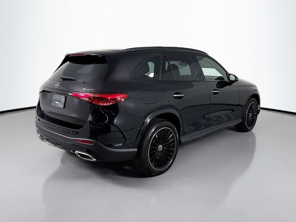 New 2026 Obsidian Black Metallic Mercedes-Benz GLC 300 image 35