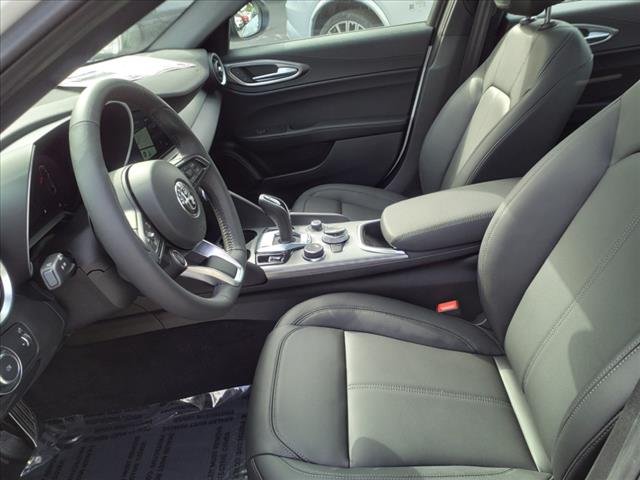 2024 Alfa Romeo Giulia Ti - Photo 12